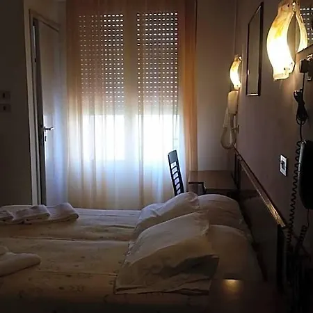 Pecci Hotel 3*