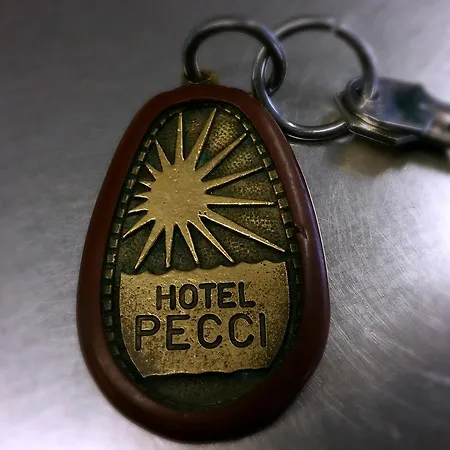 Pecci 3*