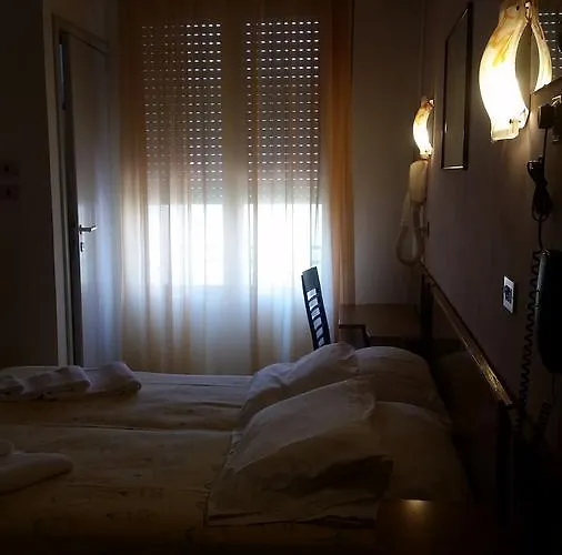 Pecci 3* ريميني